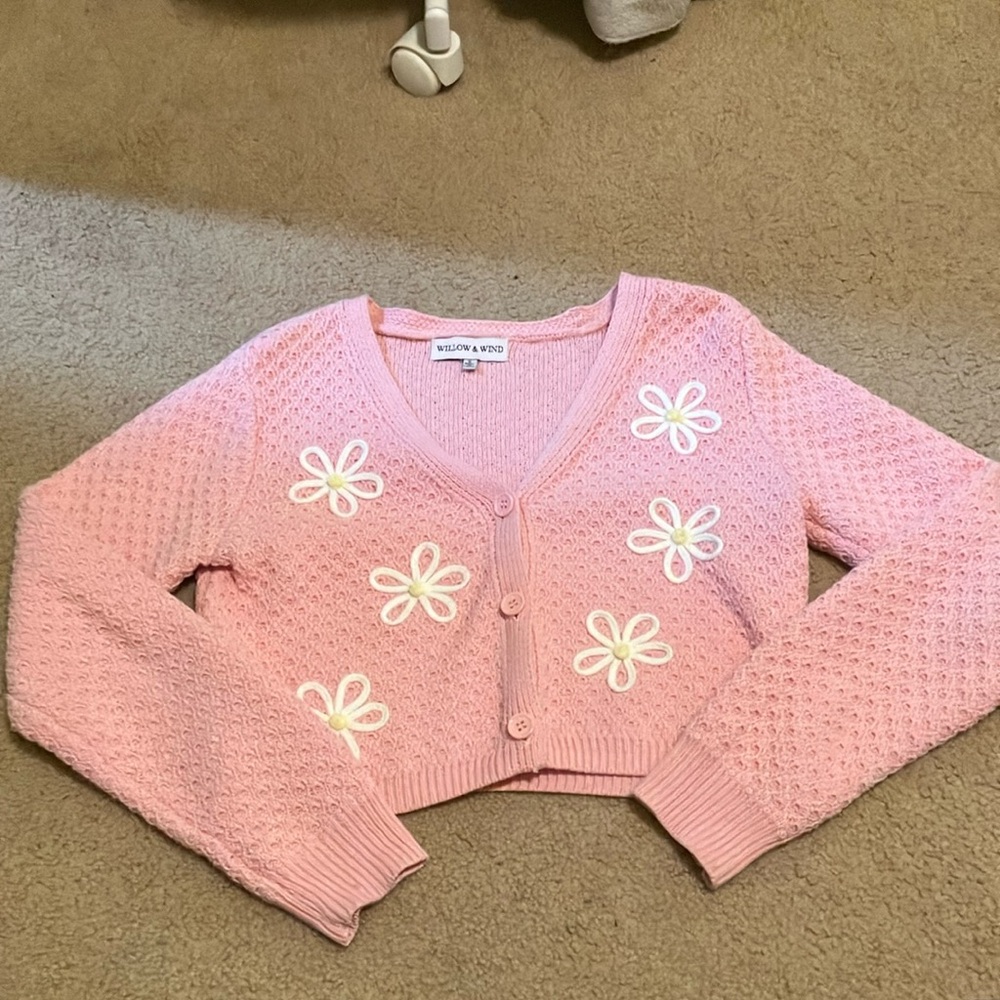 Pink Cropped Cardigan with white flowers